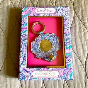 🌷Lilly Pulitzer AirTag Holder Keychain🌷